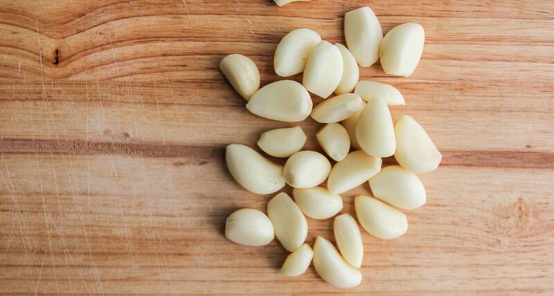 El ajo hace que se mantengan flexibles las venas.