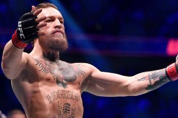 Le llueve sobre mojado: Conor McGregor estaría fuera 6 meses por lesión