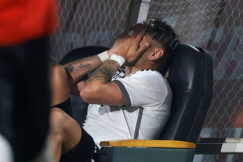 se molestó con Jorge Almirón al ser sustituido ante Deportes Copiapó.