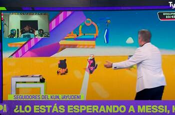 Insólito: Periodista argentino intentó entrevistar a Kun Agüero mientras jugaba Fall Guys