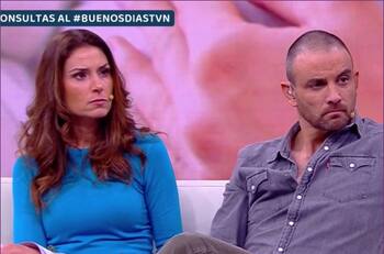 "Abran las ventanas por si se quiebran": Carolina Escobar dejó el estudio del "Buenos días a todos" para asumir divertida misión