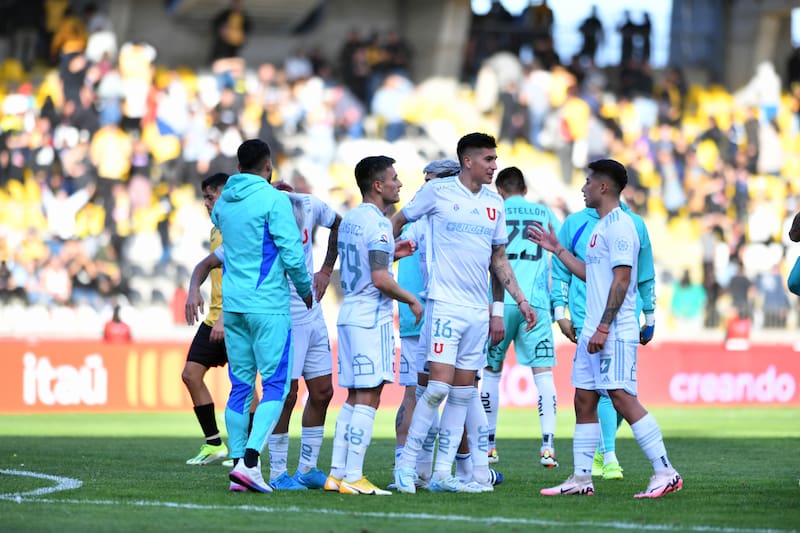 La U tuvo poco tiempo para festejar tras el partido ante Coquimbo. (Foto: Aton)