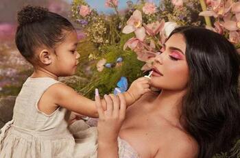 "Feliz cumpleaños a mi bebé para siempre": Kylie Jenner publica adorables fotografías de Stormi por su cumpleaños