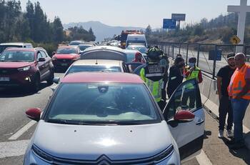 Accidente en Ruta 68 genera taco en dirección a Santiago en el último día de Semana Santa