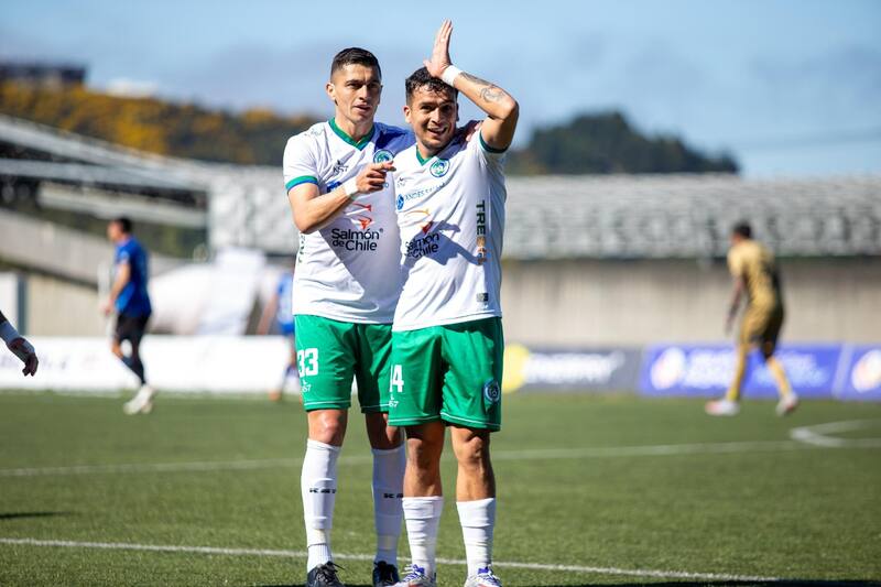 Deportes Puerto Montt goleó 5-1 a Huachipato en la ida de las semifinales de la Zona Sur de Copa Chile. (Foto: Comunicaciones DPM)