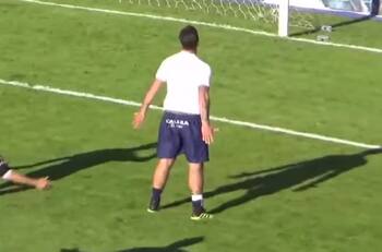 El gordo Fabbiani llegó a los 100 goles con enorme remate de mediocampo