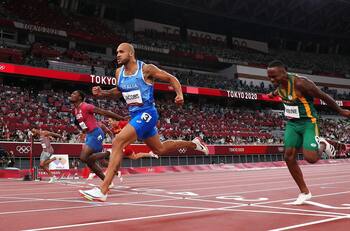 Revive la notable final de los 100 metros planos masculinos de los Juegos Olímpicos Tokio 2020