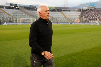 Ivo Basay podría regresar al fútbol chileno: está en carpeta de este club que busca DT