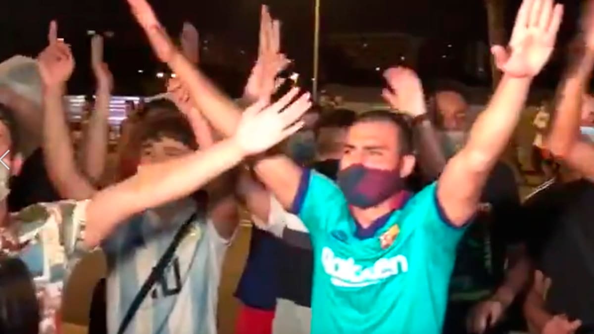 Desazón total: Hinchas piden a Lionel Messi que se quede en el Barcelona