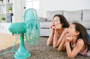 Este es el truco para enfriar tu hogar con un ventilador sin necesidad de un aire acondicionado