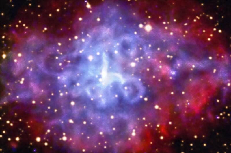 Con esta imagen la NASA reveló el descubrimiento de una nueva materia superdensa que solo se puede encontrar en el corazón de las estrellas de neutrones de la supernova 3C 58 en el Universo.