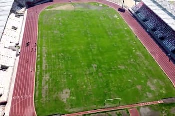 Cuento de nunca acabar: Las malas condiciones de un estadio del fútbol chileno