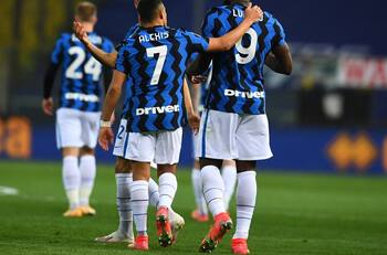 Los dos delanteros estrellas que busca el Inter para competir con Alexis Sánchez en ataque