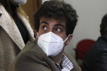 Diputado Schalper reveló que está contagiado de Covid-19 y hablo de su estado de salud