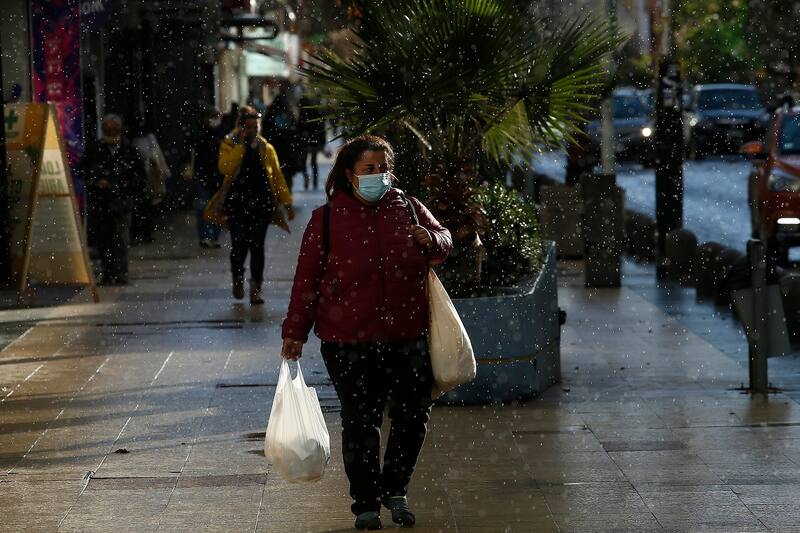 Vina del Mar, 20 de julio de 2020.
Vida diaria en Vina del Mar durante emergencia sanitaria por coronavirus
Sebastian Cisternas/ Aton Chile.