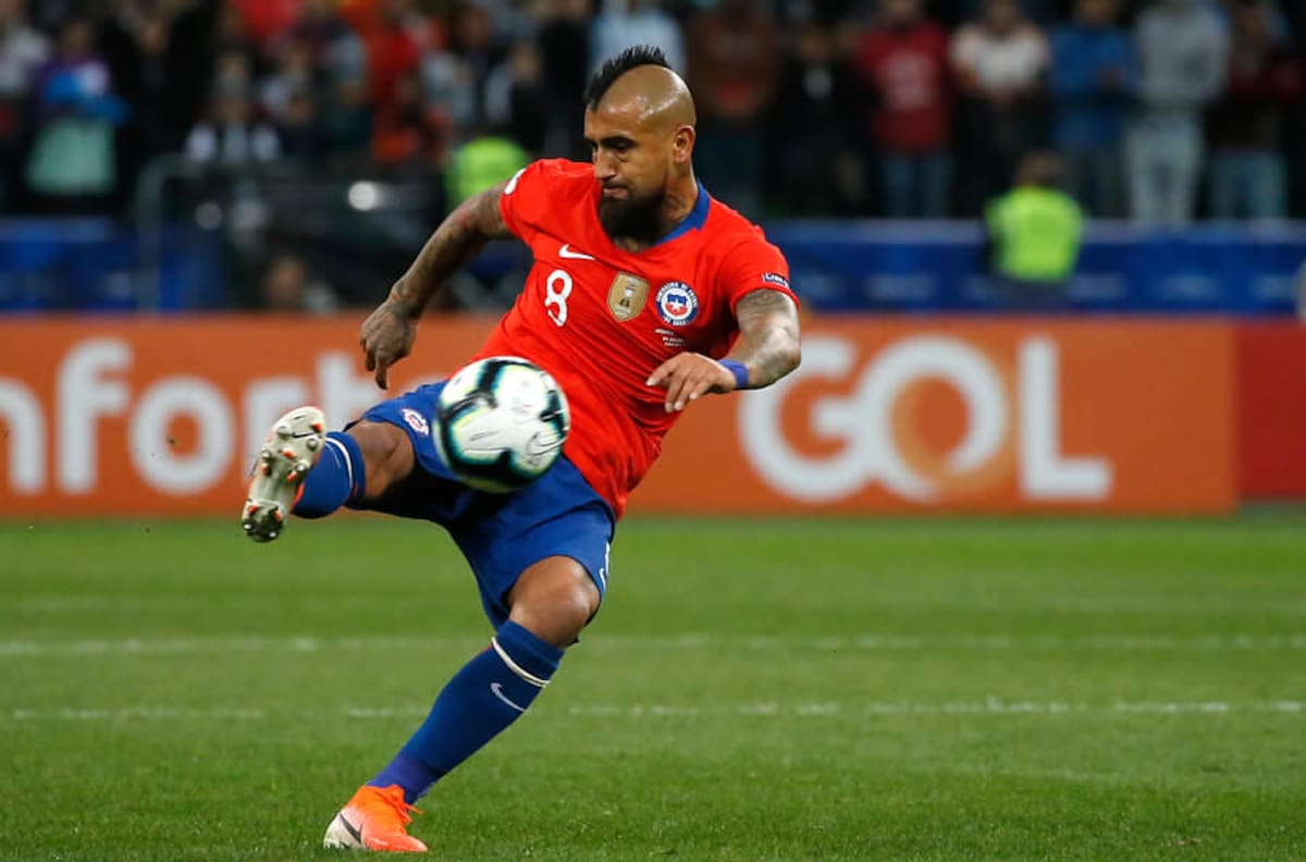 Arturo Vidal: "Si queremos clasificar les tenemos que ganar a todas las selecciones"