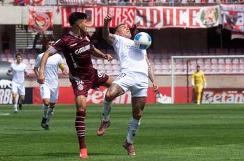La Serena derrotó a Audax Italiano en una tarde para el olvido de Eduardo Vargas