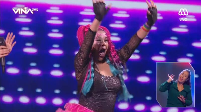 Así fue la participación sorpresa de la bailarina.