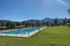 Este camping natural ubicado en Paine es la mejor opción para disfrutar del verano 2026