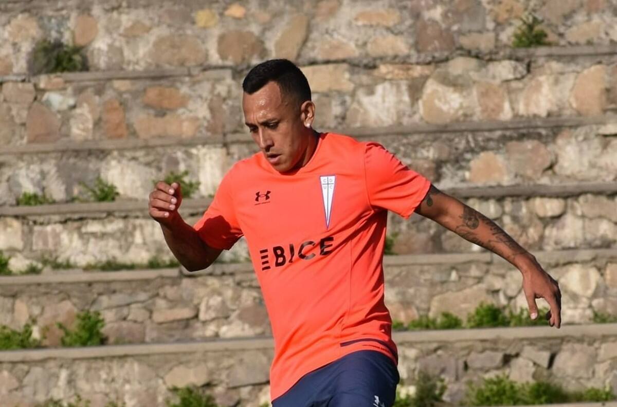 ¿Por qué los hinchas de la UC están furiosos con Fabián Orellana por posible adiós de Diego Buonanotte?