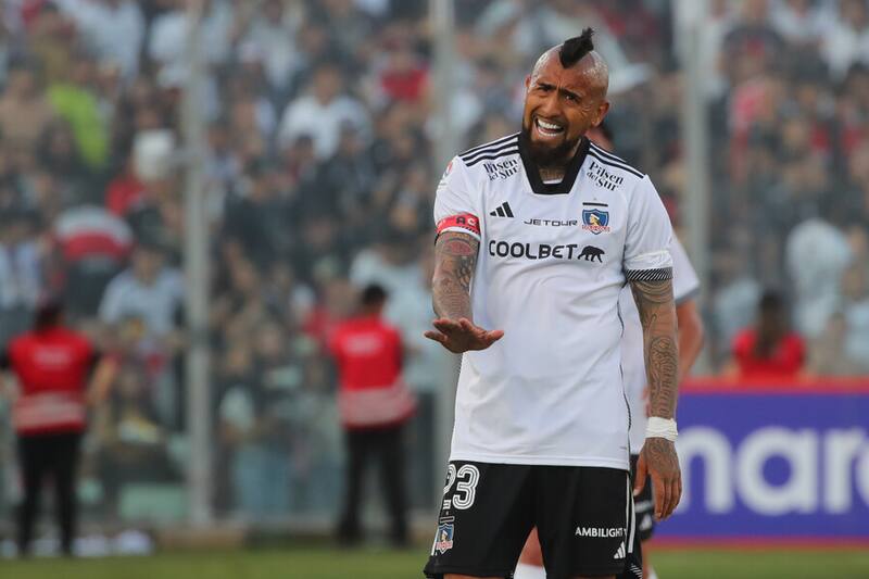 Arturo Vidal entrenó con Colo Colo.
