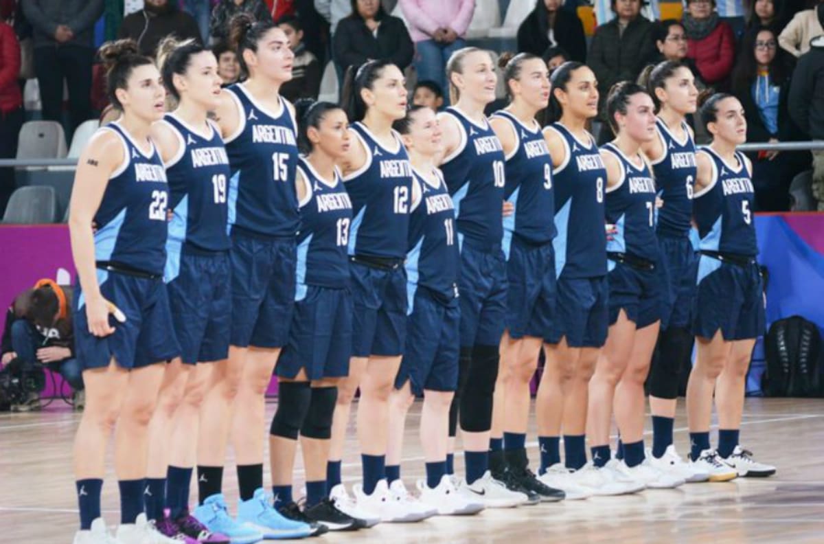 Argentina quedó eliminada en básquetbol por no tener indumentaria