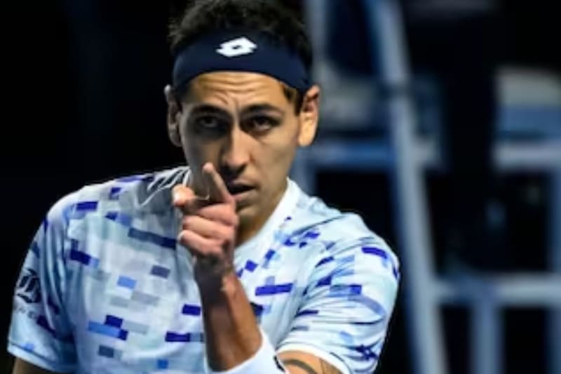 cayó en tres sets ante el francés Benjamin Bonzi.