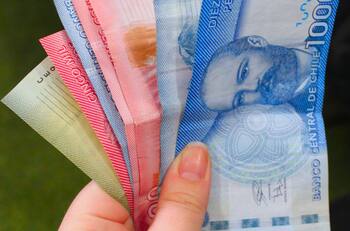 Familias pueden recibir bono de $58.000 del Estado: así se puede cobrar