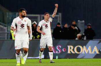Con doblete de Belotti, Torino le arruinó el inicio de año a la Roma en Serie A
