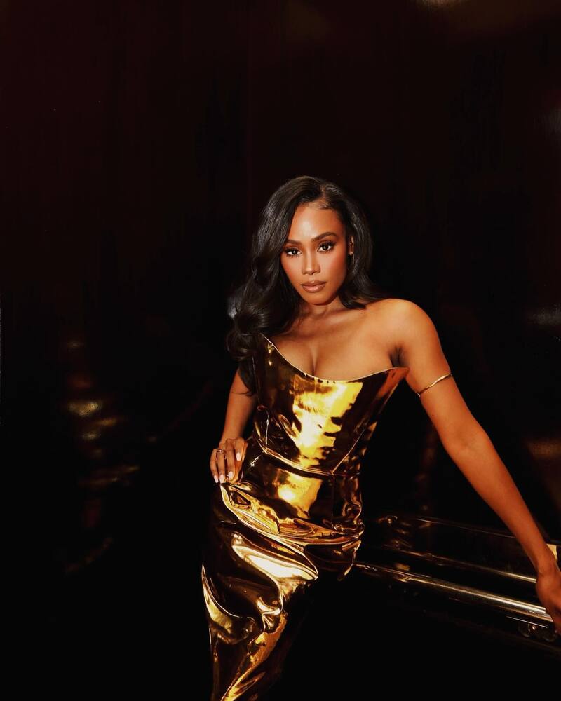 es Charlise en "Mea Culpa", la película de Netflix