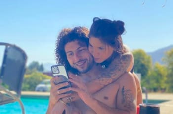 "Me alegro que haya salido todo bien": El mensaje de Maxi Falcón a su novia que estaba hospitalizada