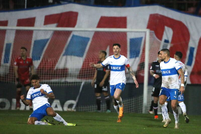 contó sus sensaciones tras haber marcado una chilena en su primer gol como profesional. (Foto: Aton)