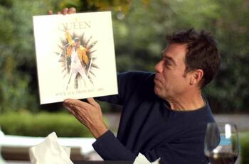 Álvaro Escobar recordó anécdota sobre cómo terminó en una fiesta junto a Freddie Mercury