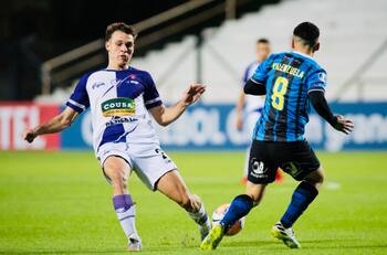 Huachipato perdió ante Fénix y quedó con un pie fuera de la Copa Sudamericana