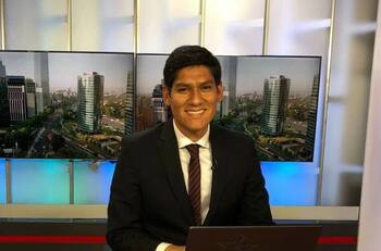 Quién es Danny Linares, periodista de TVN y conductor del noticiero "24 Horas"