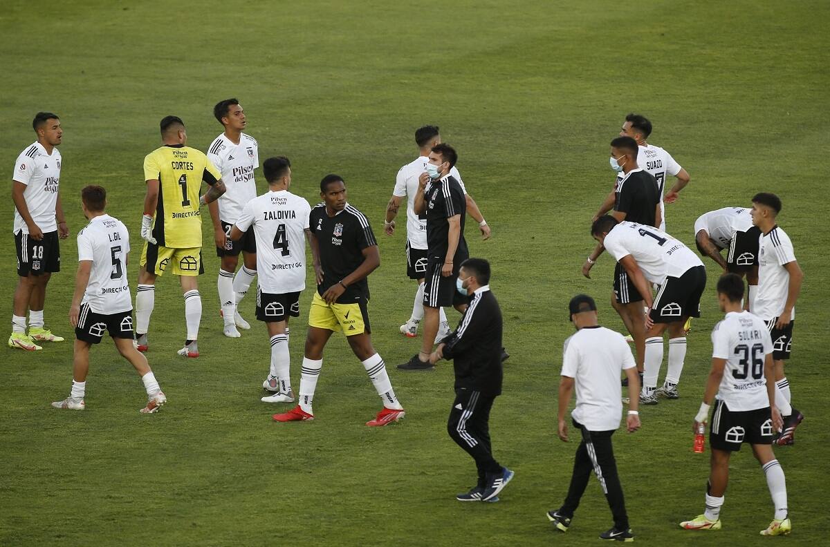 Se acaba el tiempo: las siete decisiones que deberá tomar Colo Colo para armar su plantel de 2022