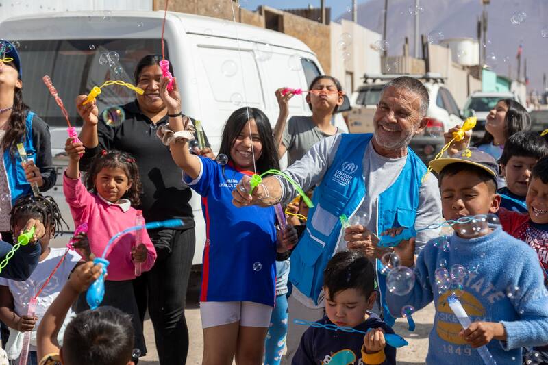 Osvaldo Laport estuvo en Chile como embajador de ACNUR.