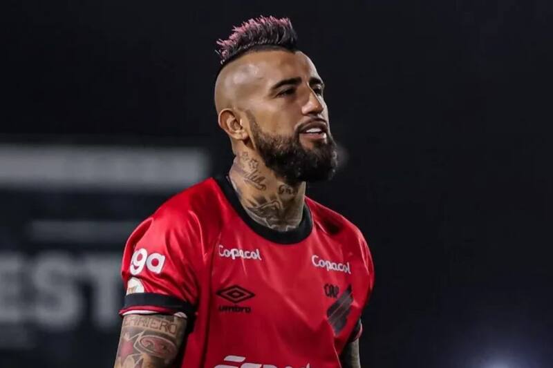 El King se ofuscó por la primera oferta que le realizó Blanco y Negro.