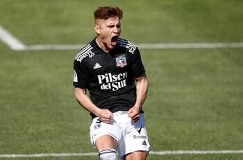 Leo Gil, Emiliano Amor, Christian Santos y Miiko Albornoz alucinaron en Colo Colo con "Arellanización"