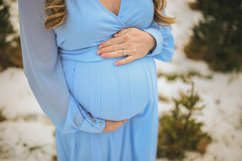 Este beneficio económico que entrega el IPS busca ir en ayuda de las embarazadas, para que puedan prepararse para la llegada de su futuro hijo o hija.