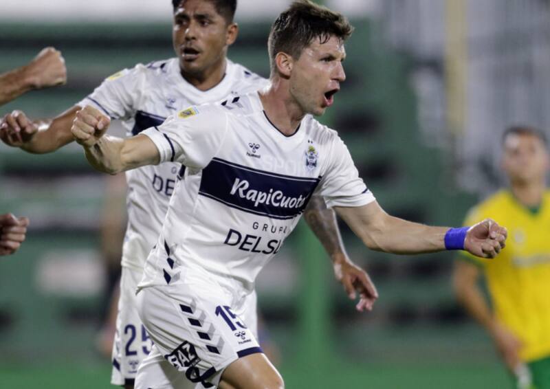 Franco Soldano viene de jugar en Gimnasia y Esgrima de La Plata.