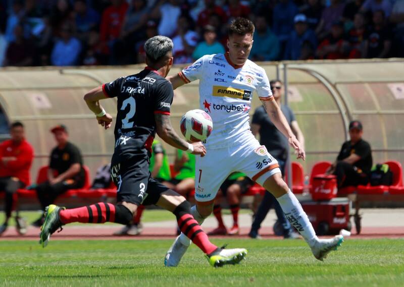 Javier Rivera fue dirigido por Cavalieri en Rangers durante 2023. Foto: ATON