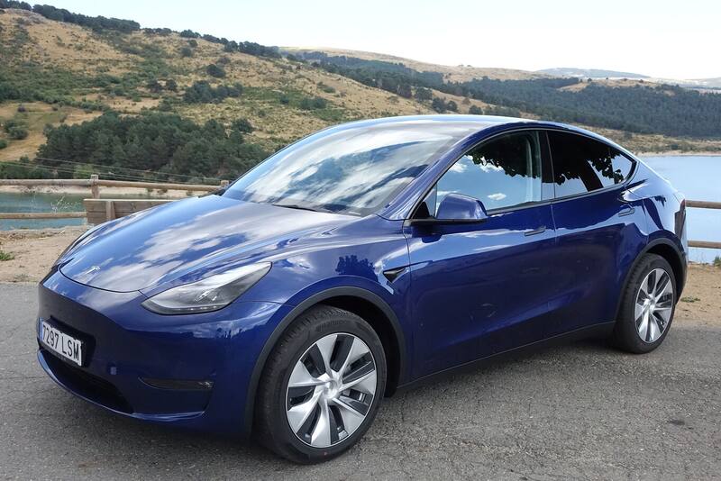 Model Y, uno de los autos que llegarían a Chile.