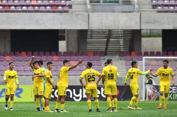 Criticado delantero de Primera B se comparó con Cavani: “Él estuvo 20 fechas sin meterla”