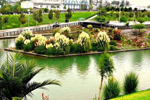 Ofrece una serie de actividades en pleno centro de Santiago.
Créditos: Tripadvisor.