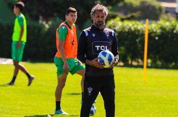 Santiago Wanderers está a un paso de fichar al gran anhelo de Miguel Ponce para escapar del fondo de la Primera B