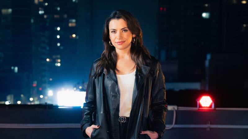 Natasha Kennard lidera el programa.