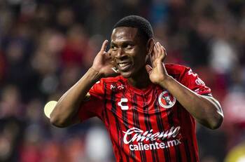 Tremendo lío: Compañero de Gonzalo Jara y Esteban Pavez involucrado en un homicidio