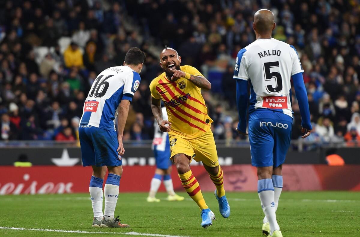 Columna en España sobre Arturo Vidal: "Falta por ver si llevará su demanda por la vía judicial"