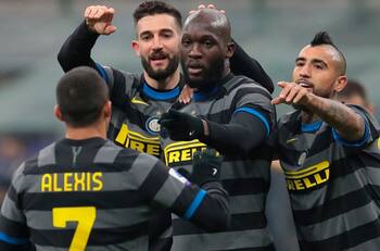 ¿Sin chilenos en cancha? Inter de Arturo Vidal y Alexis Sánchez busca llegar al liderato de la Serie A